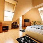 Apartman Buzavirág *