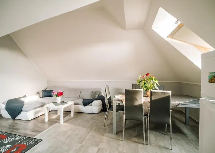 Buzavirag Appartement Keszthely